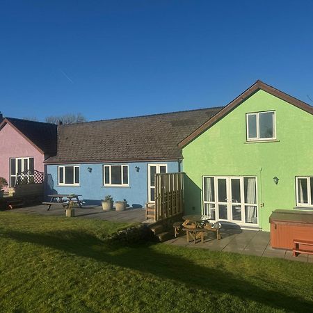 Trenewydd Farm Holiday Cottages Cardigan Exterior foto