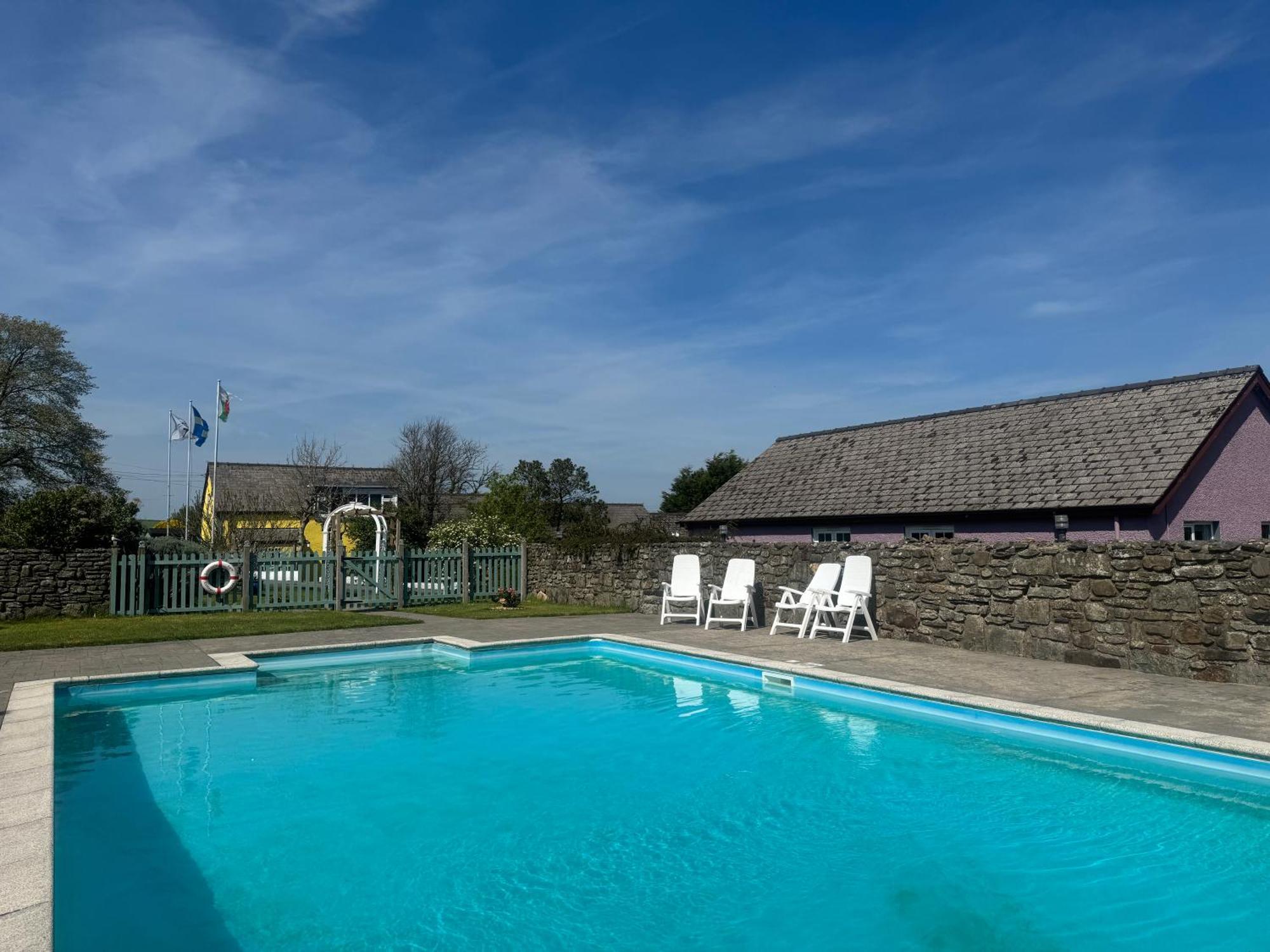 Trenewydd Farm Holiday Cottages Cardigan Exterior foto